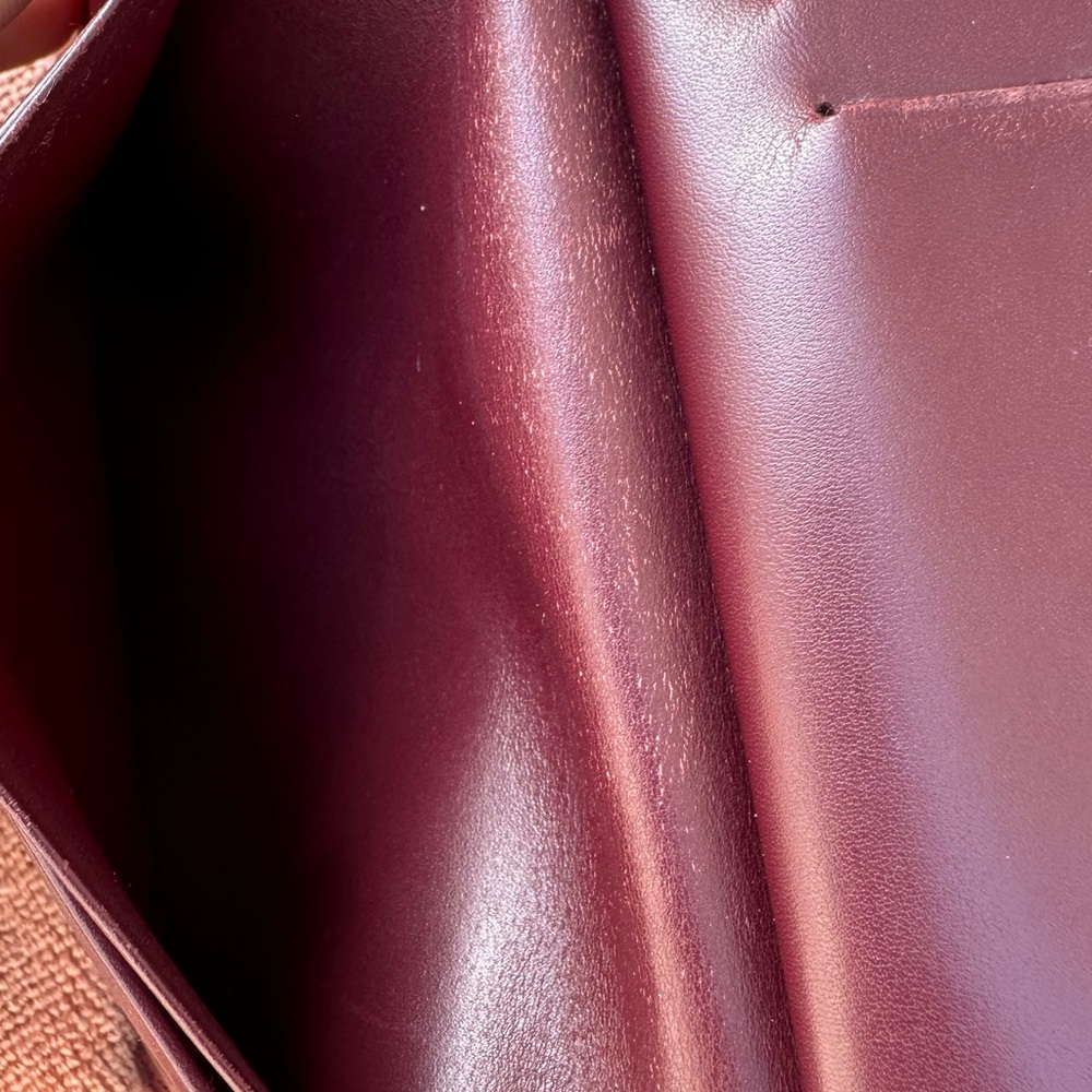 Louis Vuitton Burgundy Wine Wallet. - Picture 10 of 16